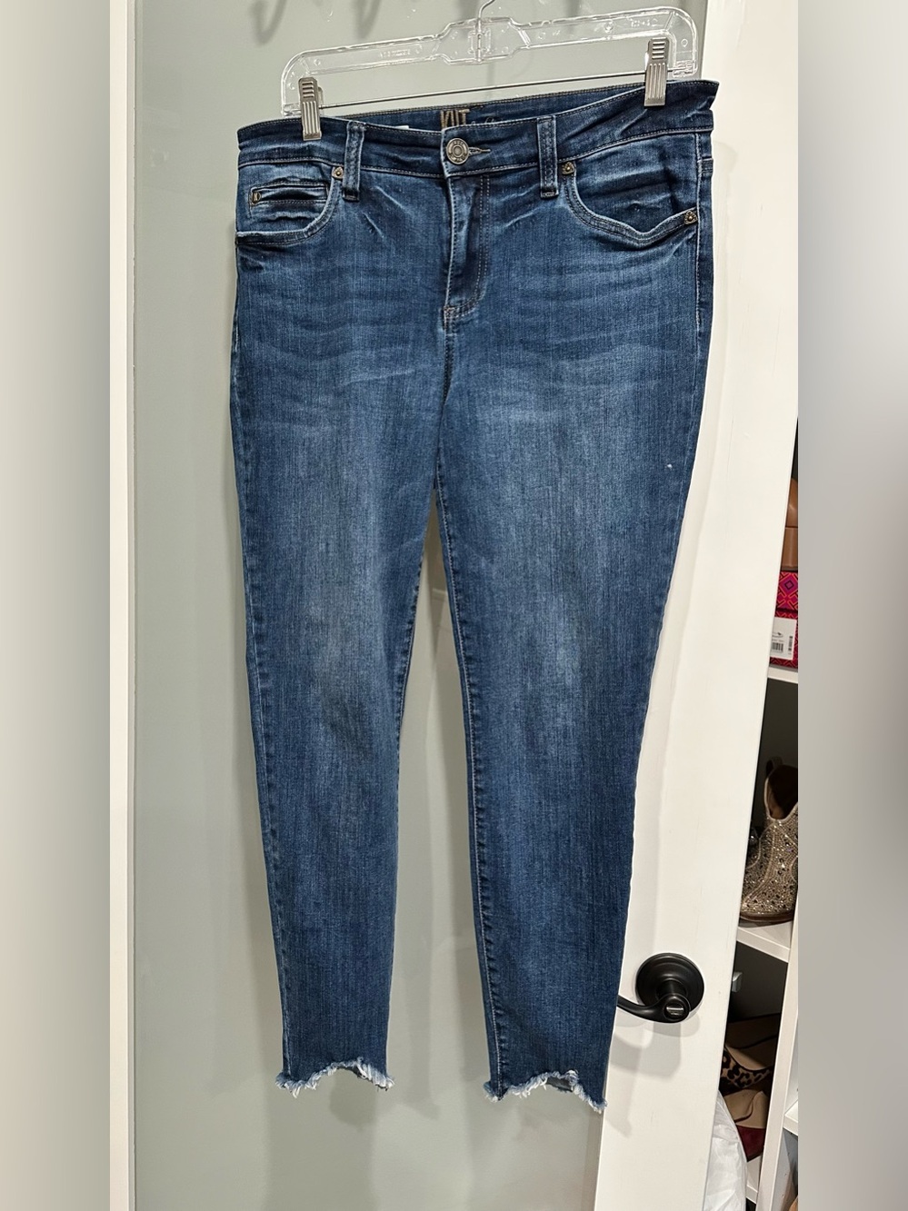 Kut from the Kloth Skinny Jeans in Classic Blue Wash